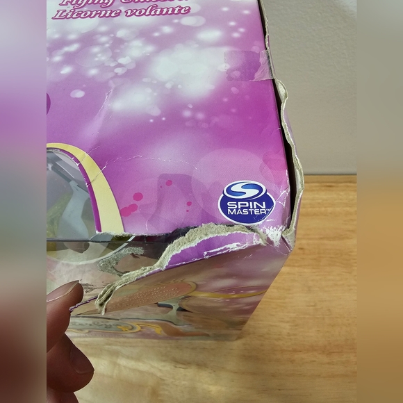 Spin Master Flutterbye Flying Unicorn Brand New in Box - Picture 6 of 11